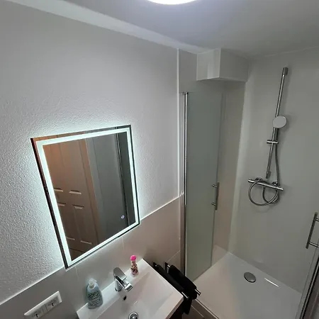 Hub 13 - Mit Balkon Hostal Karlsruhe